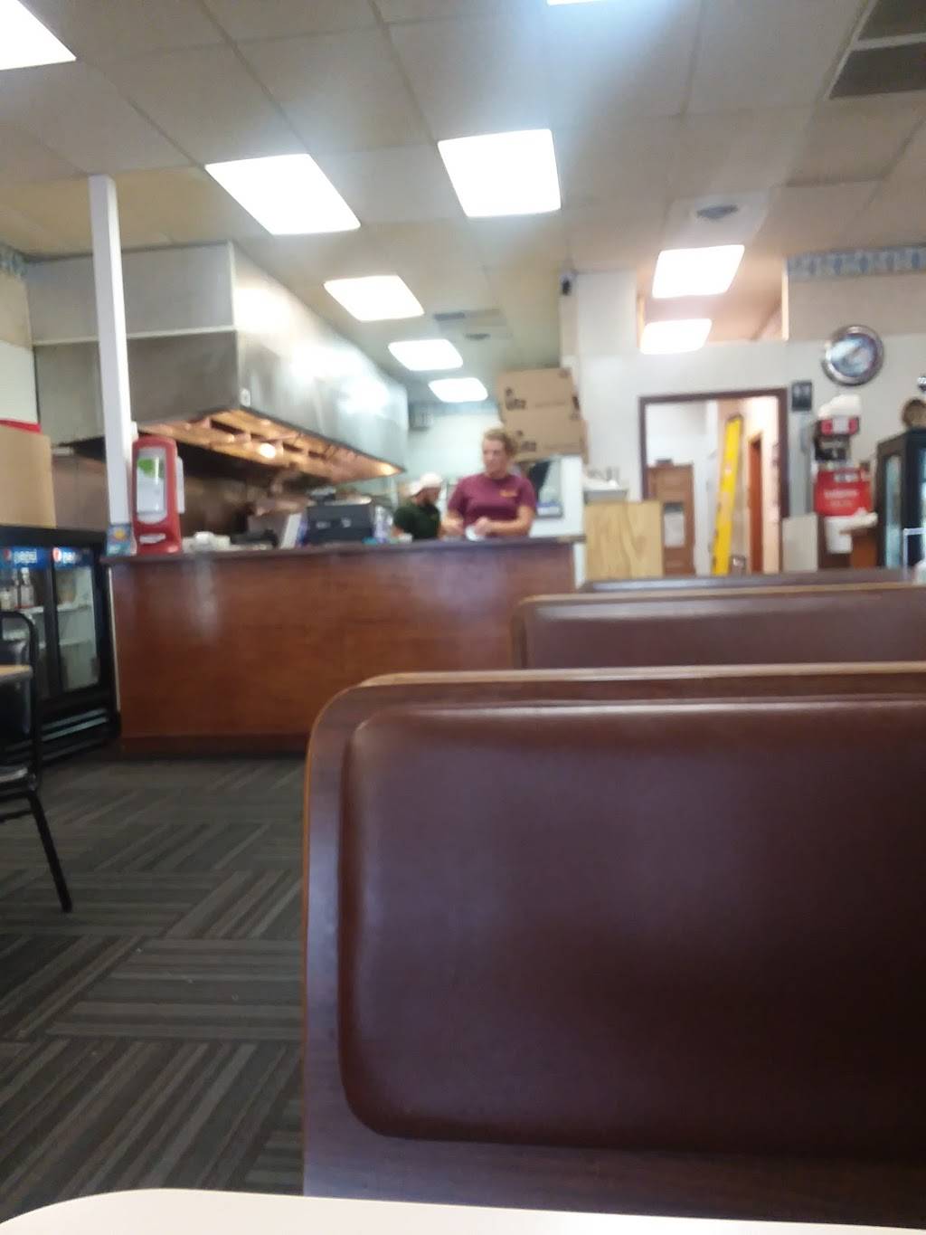 Queens Pizza & Subs | restaurant | 144 Kinter Way, Pearisburg, VA 24134, USA | 5409214321 OR +1 540-921-4321