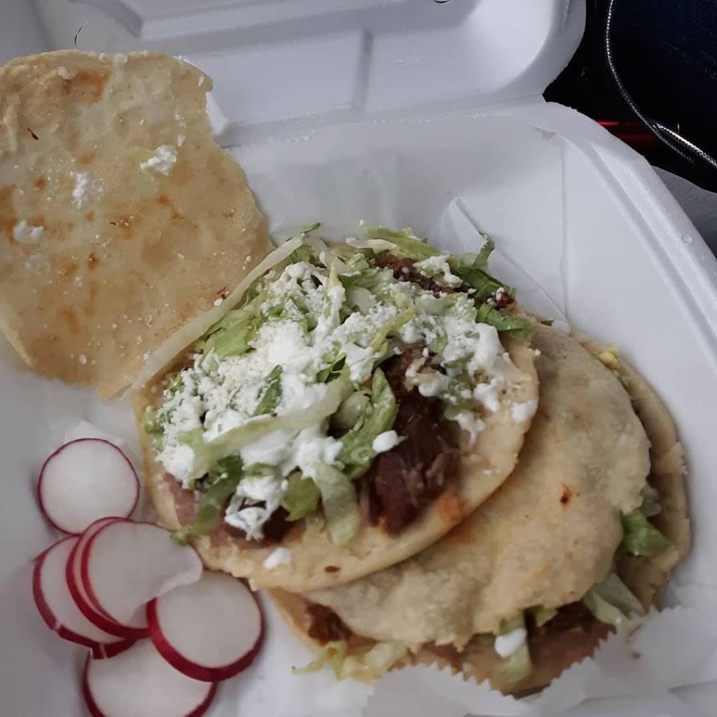 El Trompo | restaurant | Unnamed Road, Akron, OH 44310, USA | 3306410321 OR +1 330-641-0321