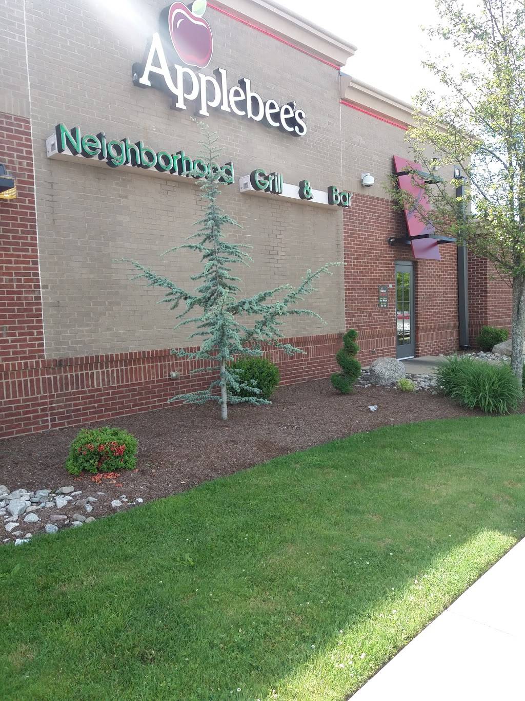 Applebees Grill + Bar | restaurant | 500 State Rd, North Dartmouth, MA 02747, USA | 5089973957 OR +1 508-997-3957