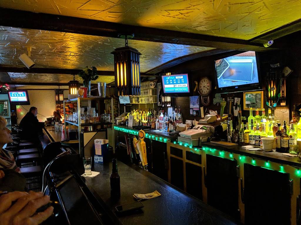 Mangans Irish Hut | restaurant | 49 N Rose St, Mt Clemens, MI 48043, USA | 5864685105 OR +1 586-468-5105