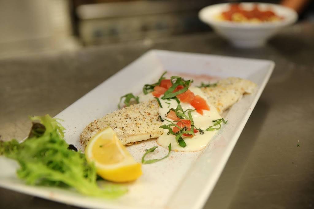 Carmines | restaurant | 9430 Transit Rd #105, East Amherst, NY 14051, USA | 7166363100 OR +1 716-636-3100