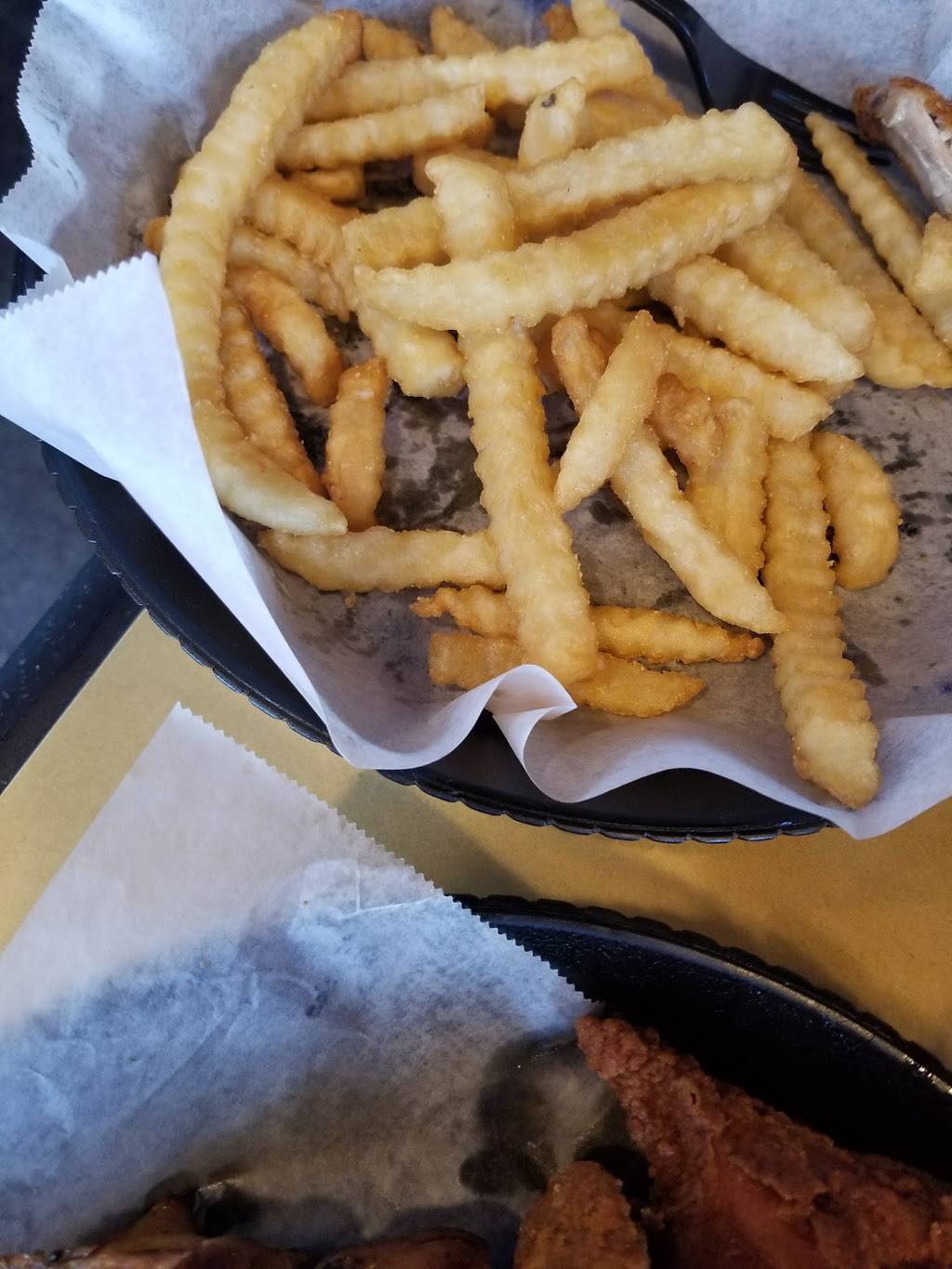 Heavenly Chicken And Ribs | restaurant | 10812 Town Center Blvd, Dunkirk, MD 20754, USA | 4102869660 OR +1 410-286-9660