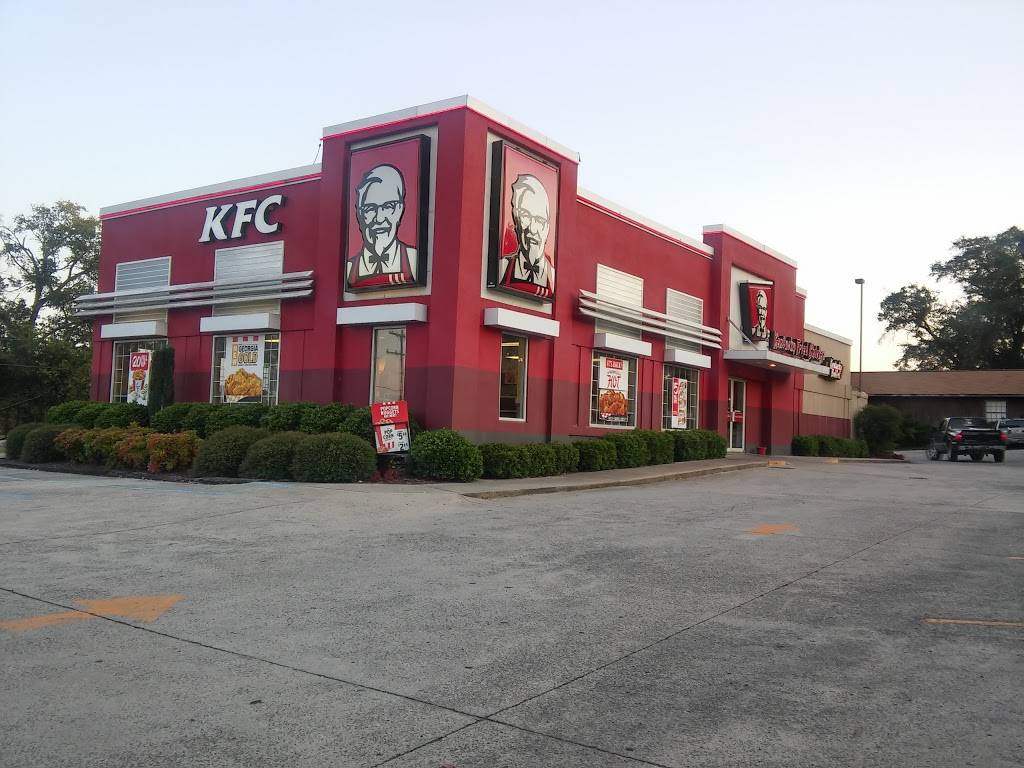 KFC | restaurant | 1501 South, Gunter Ave, Guntersville, AL 35976, USA | 2565822045 OR +1 256-582-2045