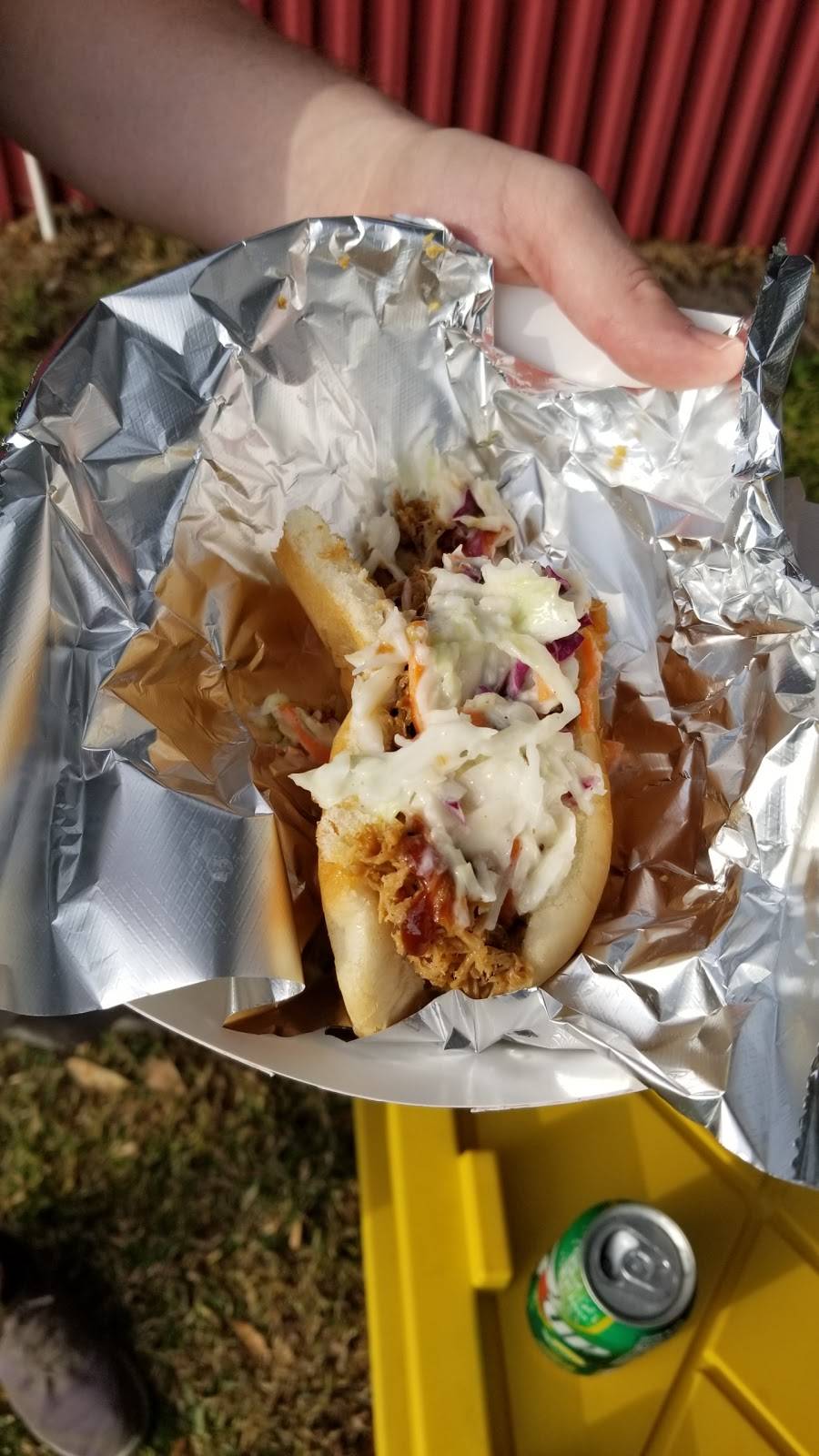 Pee Wees Rockin Dogs | meal takeaway | 2859 Holster Way, Orlando, FL 32822, USA | 4079562338 OR +1 407-956-2338