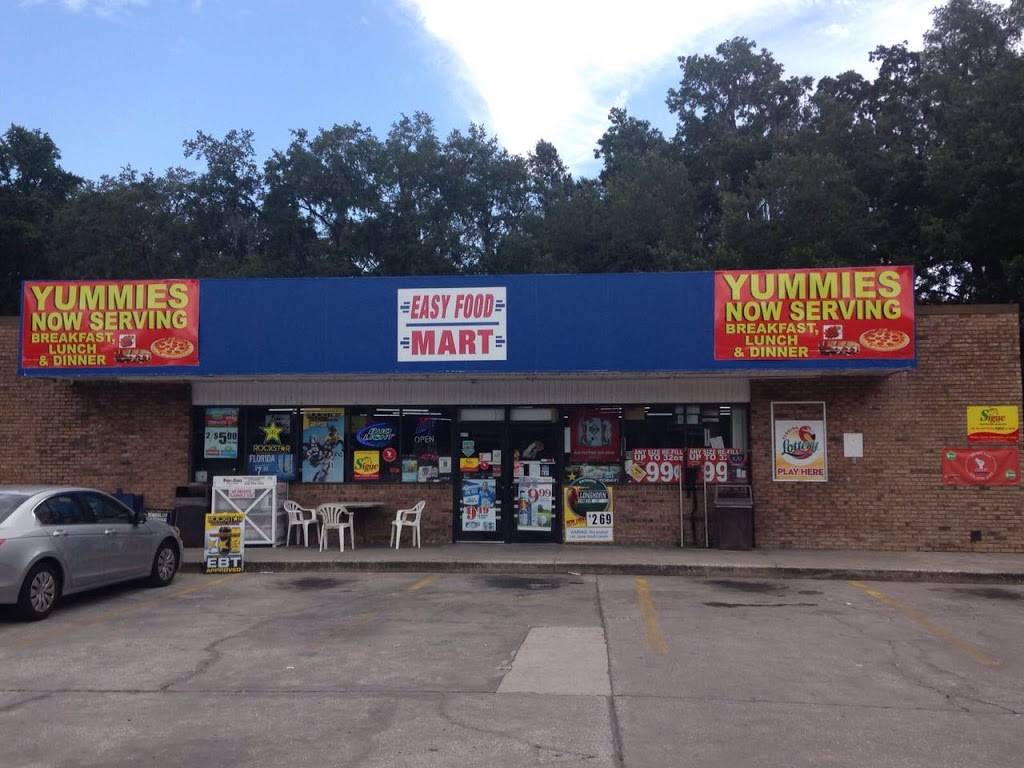 Yummies Pizza & Gyros | restaurant | 8049 FL-48, Yalaha, FL 34797, USA | 3523242102 OR +1 352-324-2102