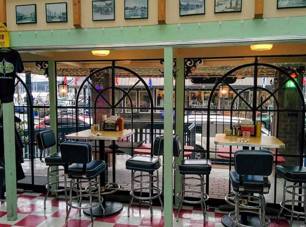 Green Light Diner | cafe | 18820 Front St NE, Poulsbo, WA 98370, USA | 3606973449 OR +1 360-697-3449