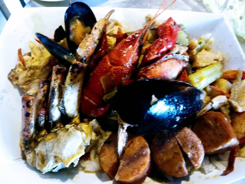 Grandmas in da kitchen | restaurant | 2831 W Marine View Dr, Everett, WA 98201, USA | 2534265618 OR +1 253-426-5618