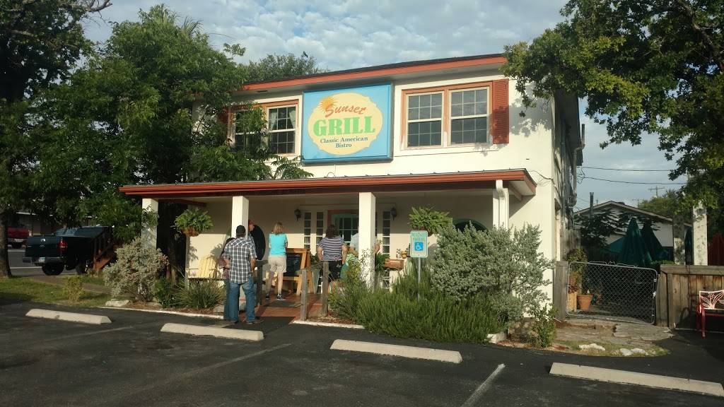 Sunset Grill | cafe | 902 S Adams St, Fredericksburg, TX 78624, USA | 8309975904 OR +1 830-997-5904