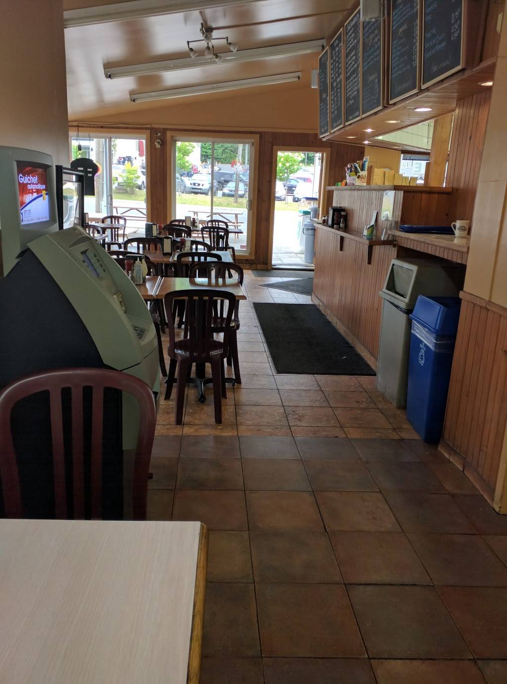 Friterie | restaurant | 1291 Boulevard de Sainte-Adèle, Sainte-Adèle, QC J8B 2N6, Canada | 4502299144 OR +1 450-229-9144