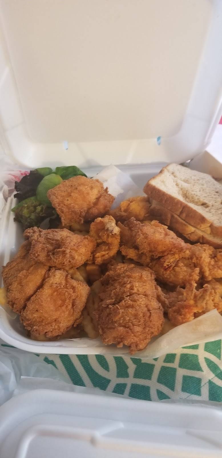 Charlies Fish & Chip | restaurant | 5677 Pico Blvd #7, Los Angeles, CA 90019, USA | 3239356886 OR +1 323-935-6886