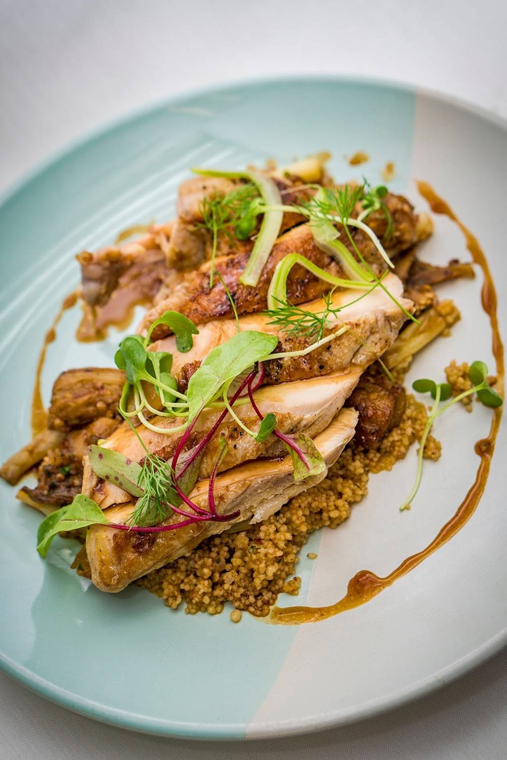 Epiphany Farms Restaurant | restaurant | 220 E Front St, Bloomington, IL 61701, USA | 3098282323 OR +1 309-828-2323