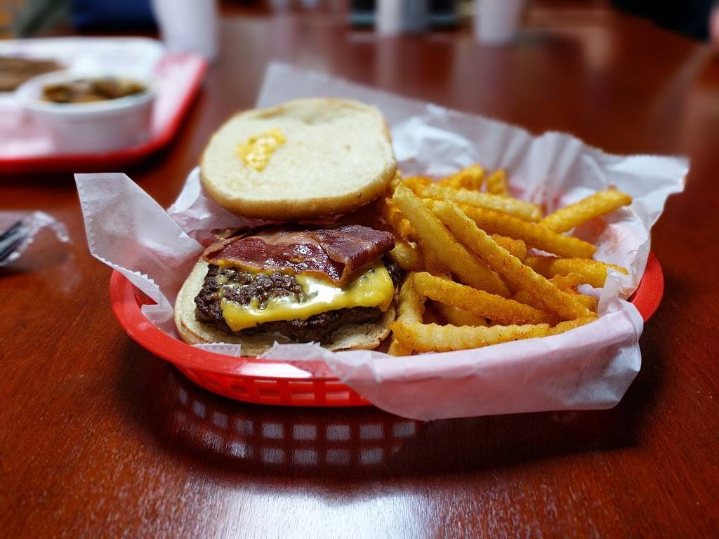 Hooligans Restaurant | restaurant | 1915 University Blvd, Tuscaloosa, AL 35401, USA | 2057592424 OR +1 205-759-2424