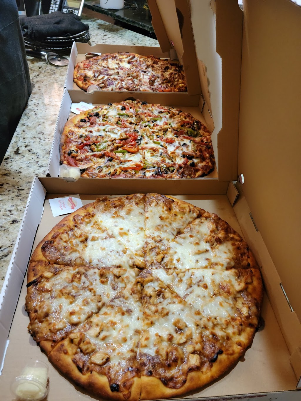 Nina’s Traditional Greek Cuisine & Pizzeria | restaurant | 555 S Sunrise Way, Palm Springs, CA 92264, USA | 7603238552 OR +1 760-323-8552