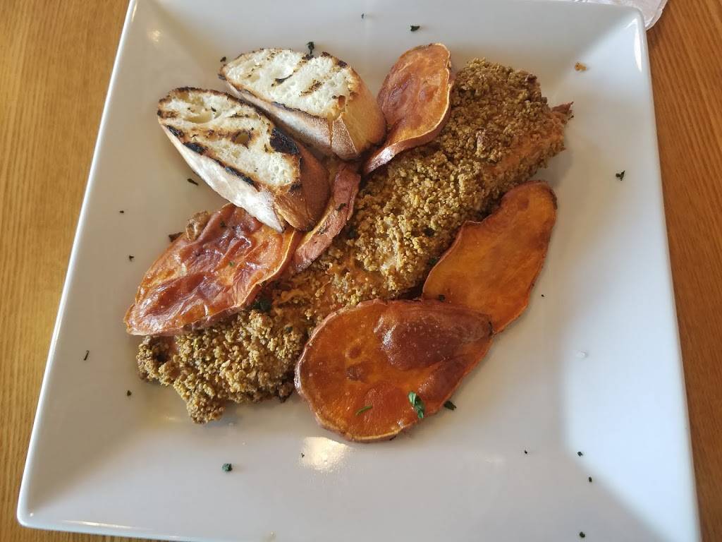 Feed the World Cafe | cafe | 7000 Stadium Dr #201, Kalamazoo, MI 49009, USA | 2693536620 OR +1 269-353-6620