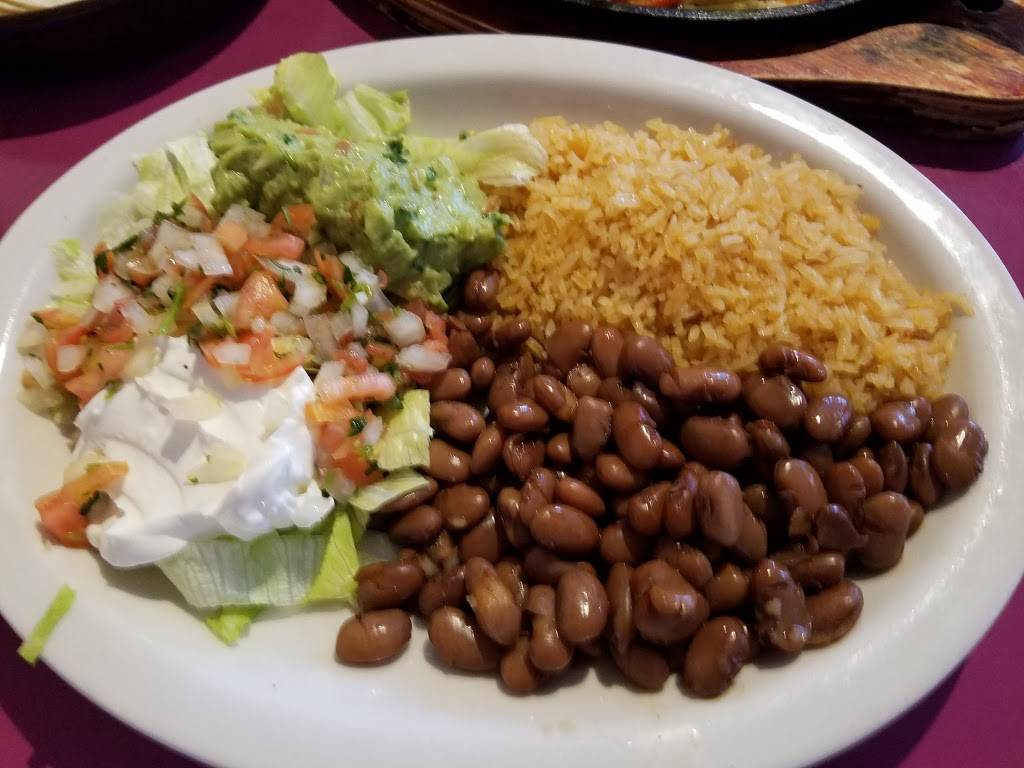 Ayutlense Family Mexican Restaurant | restaurant | 120 E Steuben St, Cook, WA 98605, USA | 5094931017 OR +1 509-493-1017