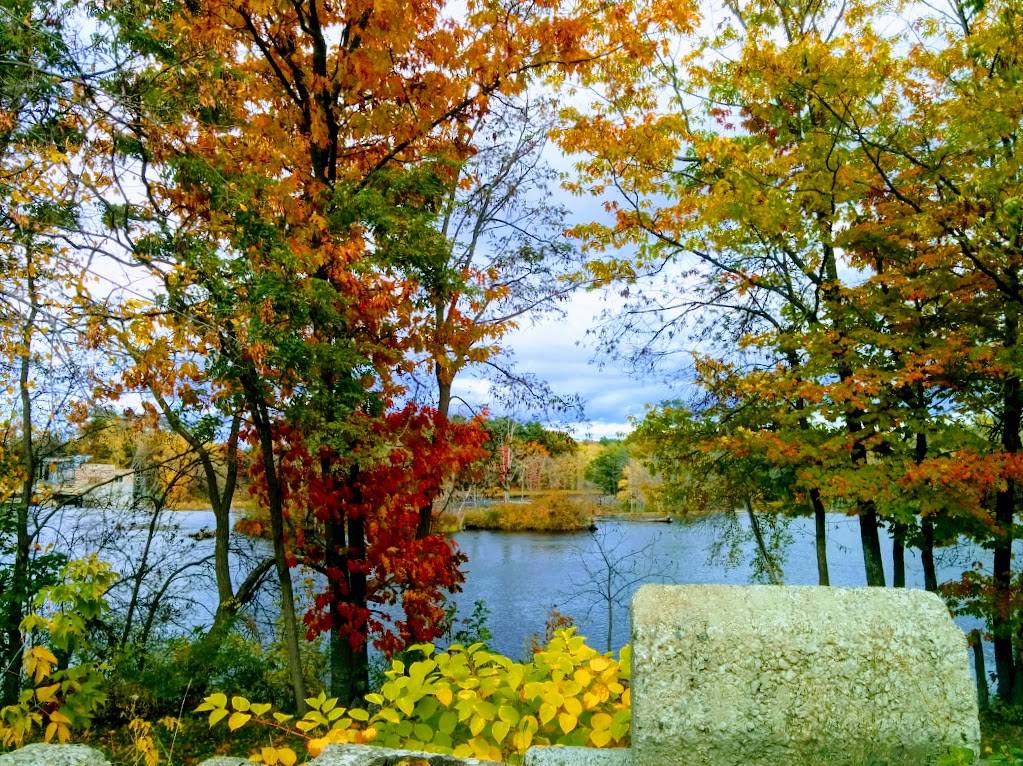 Riverside House of Pizza | restaurant | 4 Free St, Old Town, ME 04468, USA | 2078276600 OR +1 207-827-6600