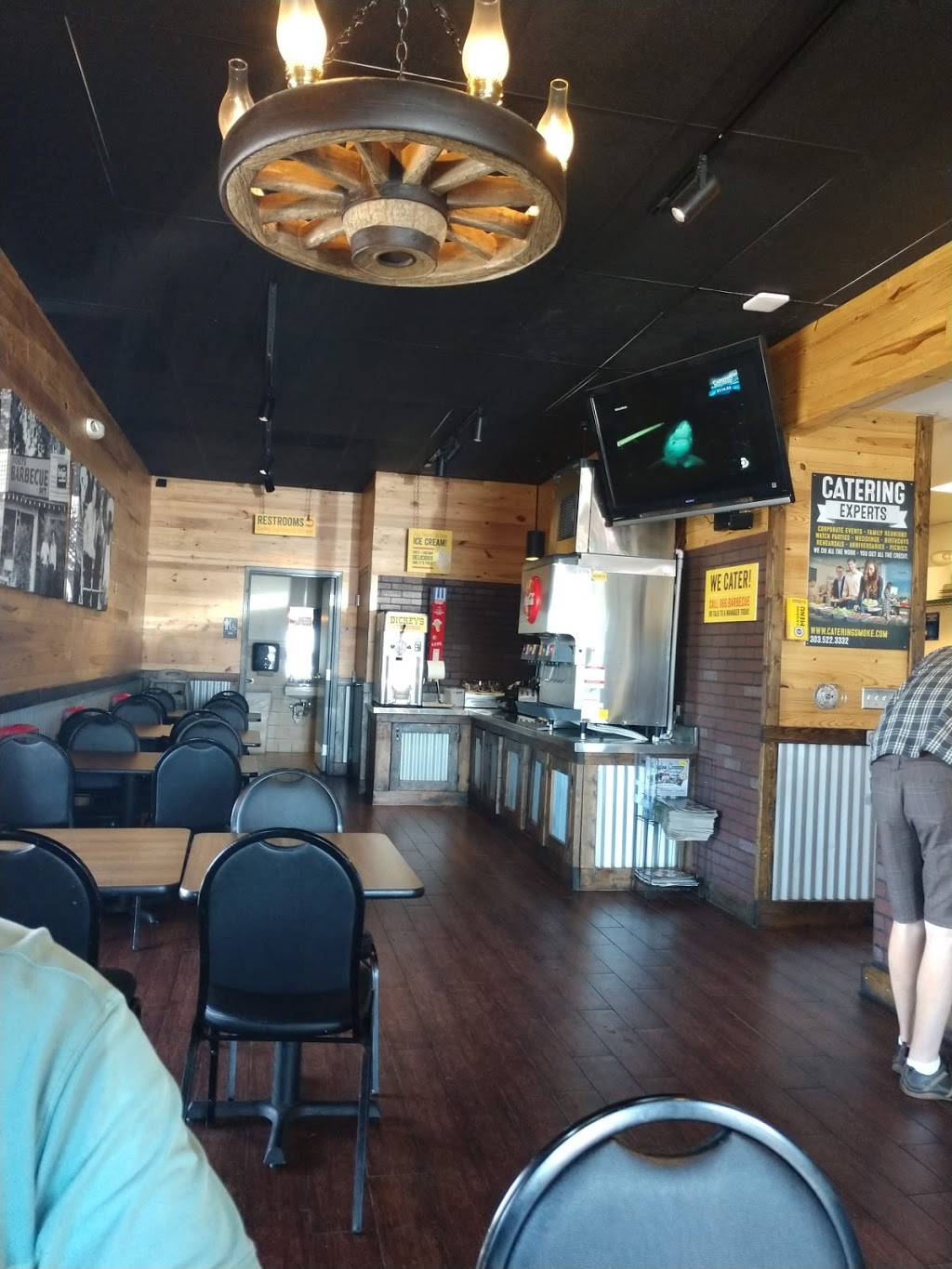 Dickeys Barbecue Pit | restaurant | 323 Metzler Dr Ste 101, Castle Rock, CO 80108, USA | 3036883383 OR +1 303-688-3383