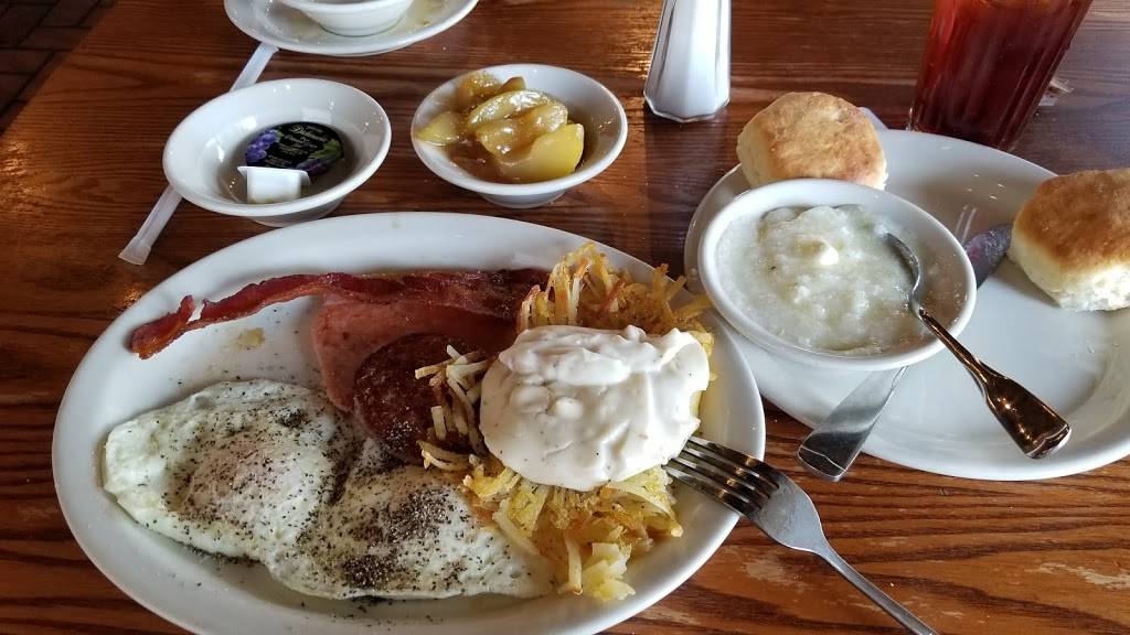 Cracker Barrel Old Country Store | restaurant | 1510 Cracker Barrel Ln, Knoxville, TN 37914, USA | 8655228232 OR +1 865-522-8232