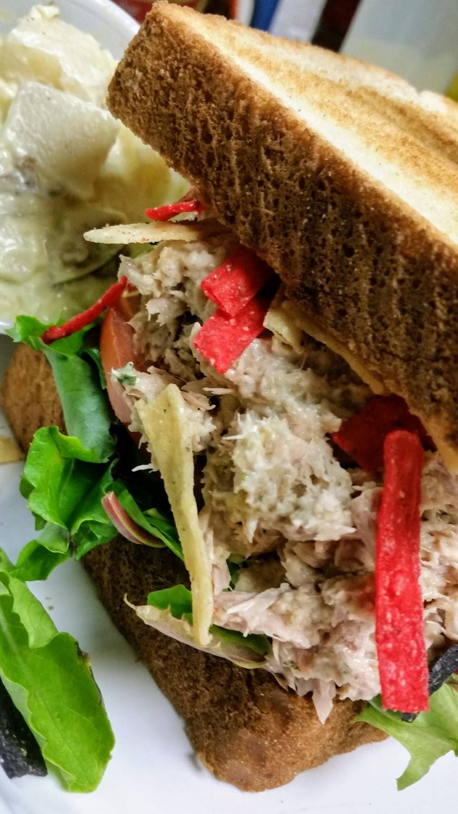 Hate Mondays Tavern | restaurant | 12461 SW 130th St, Miami, FL 33186, USA | 3053784900 OR +1 305-378-4900