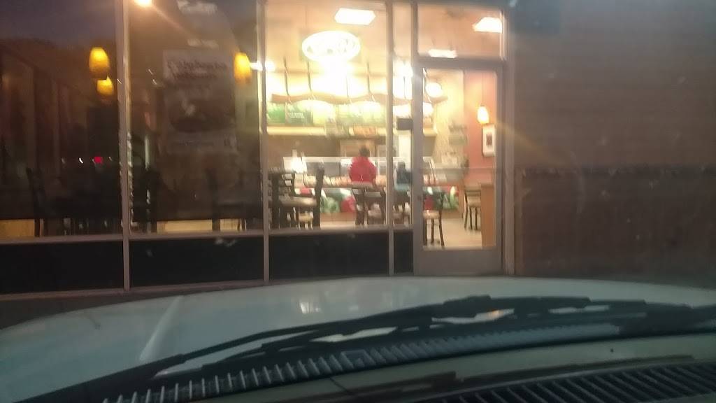 Subway | restaurant | 3129 E Tulare Ave, Fresno, CA 93702, USA | 5594970980 OR +1 559-497-0980