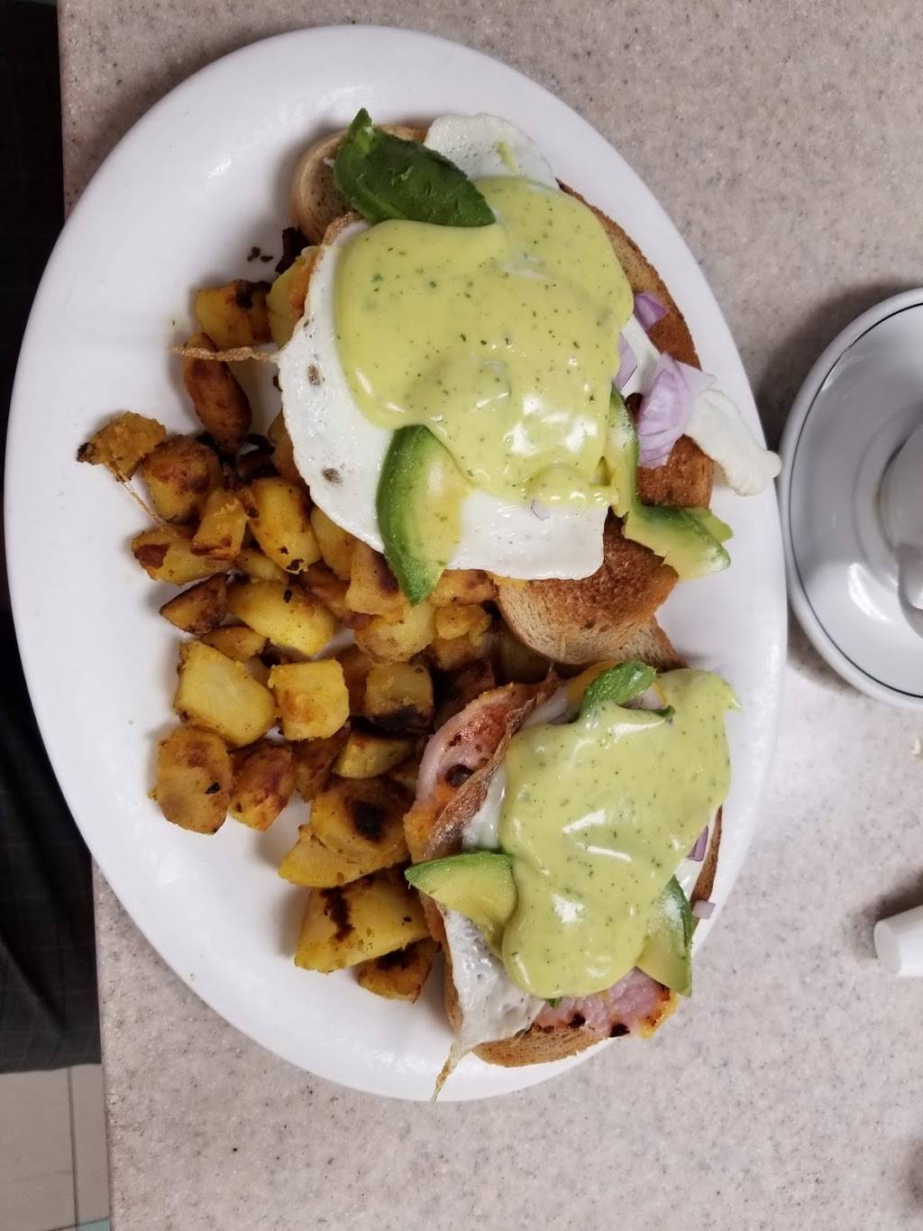 Eli’s Restaurant | restaurant | 177 Queen St, Chatham, ON N7M 2G9, Canada | 5193510888 OR +1 519-351-0888