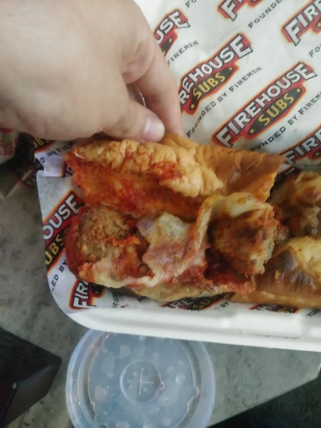 Firehouse Subs Saratoga Town Center | restaurant | 6418 S Staples St Ste 140, Corpus Christi, TX 78413, USA | 3619944990 OR +1 361-994-4990