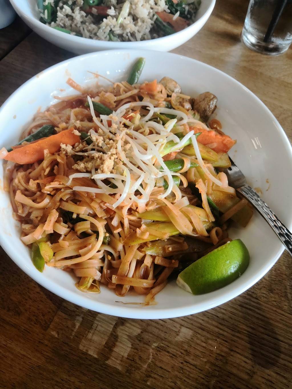 Spice Asian Kitchen | restaurant | 251 Textile Way, Fort Mill, SC 29708, USA | 8035486868 OR +1 803-548-6868