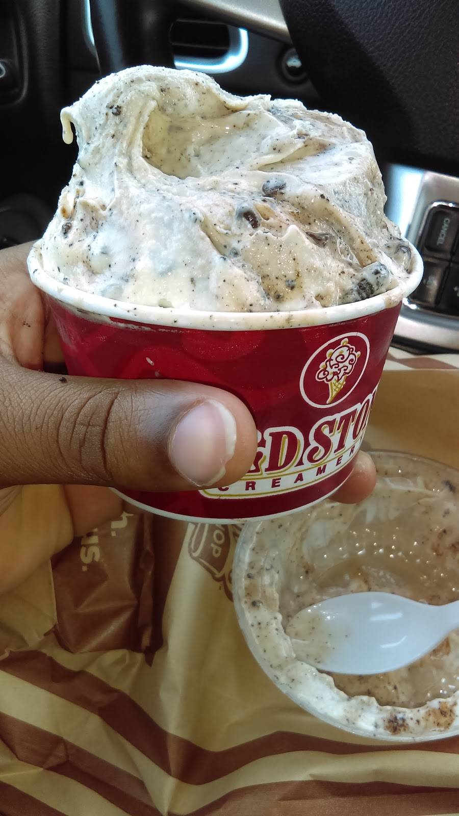 Cold Stone Creamery | bakery | 25203 Evergreen Rd, Southfield, MI 48075, USA | 2483552116 OR +1 248-355-2116