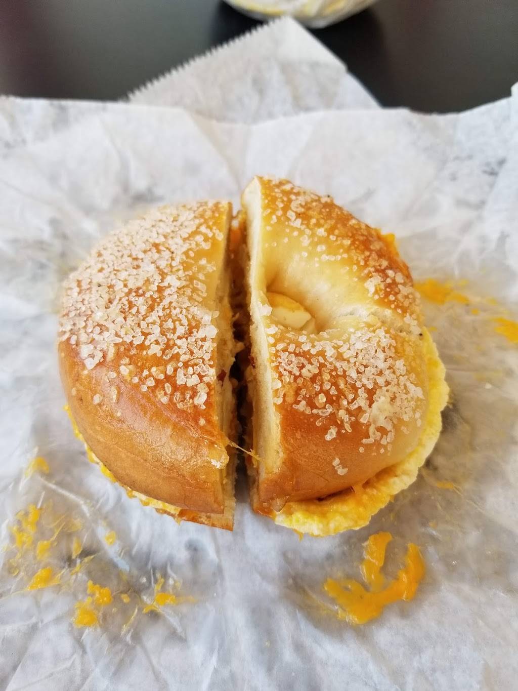 High Point Bagel | restaurant | 1228 Eastchester Dr, High Point, NC 27265, USA | 3368755050 OR +1 336-875-5050