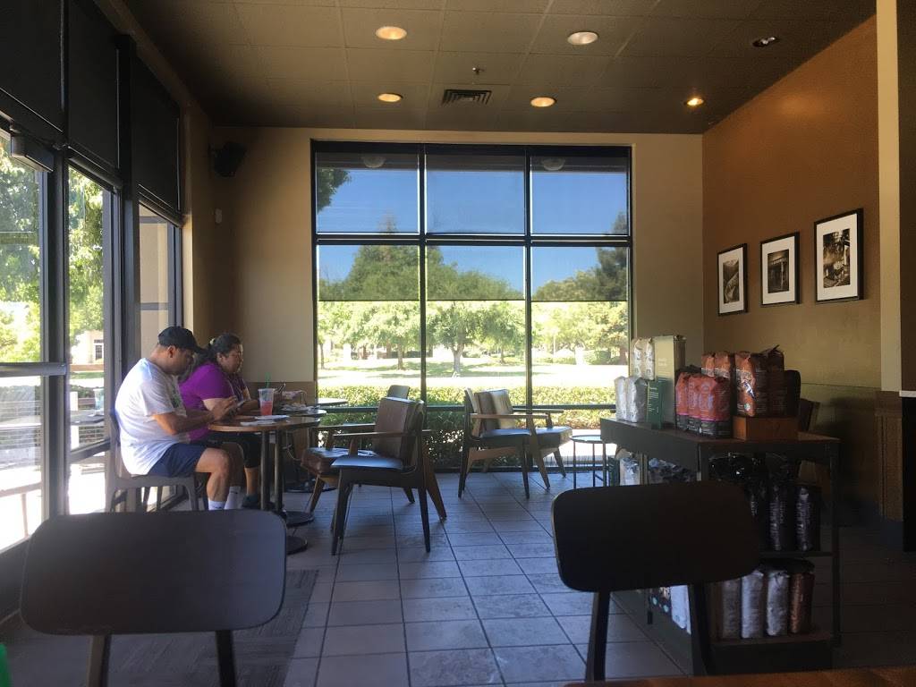 Starbucks | cafe | 3927 W Caldwell Ave A, Visalia, CA 93277, USA | 5597130141 OR +1 559-713-0141
