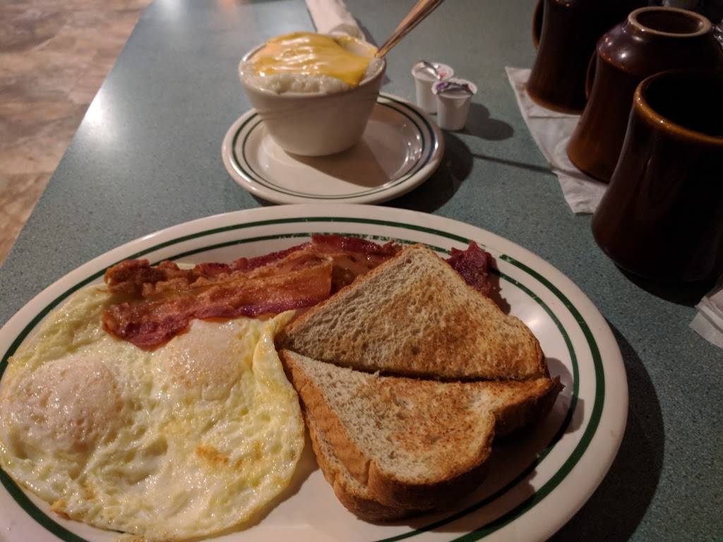 Johnnys Diner | restaurant | 104 S Semoran Blvd, Winter Park, FL 32792, USA | 4076776776 OR +1 407-677-6776