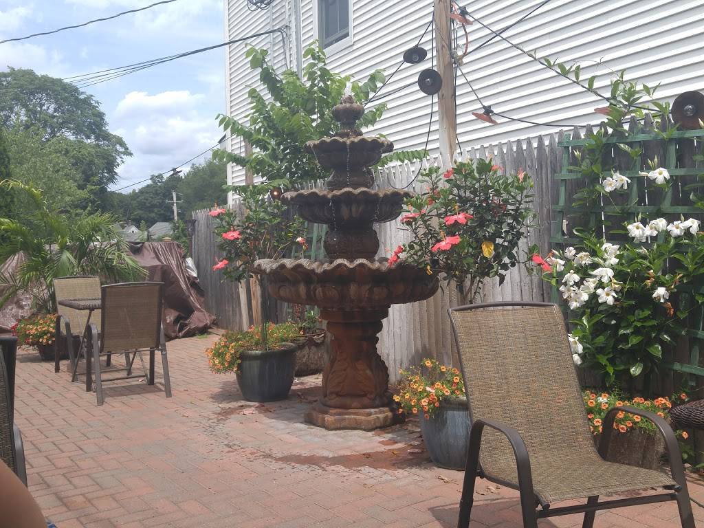 The Creek Restaurant & Bar | restaurant | 4 W Cross St, Croton Falls, NY 10519, USA | 9142760437 OR +1 914-276-0437