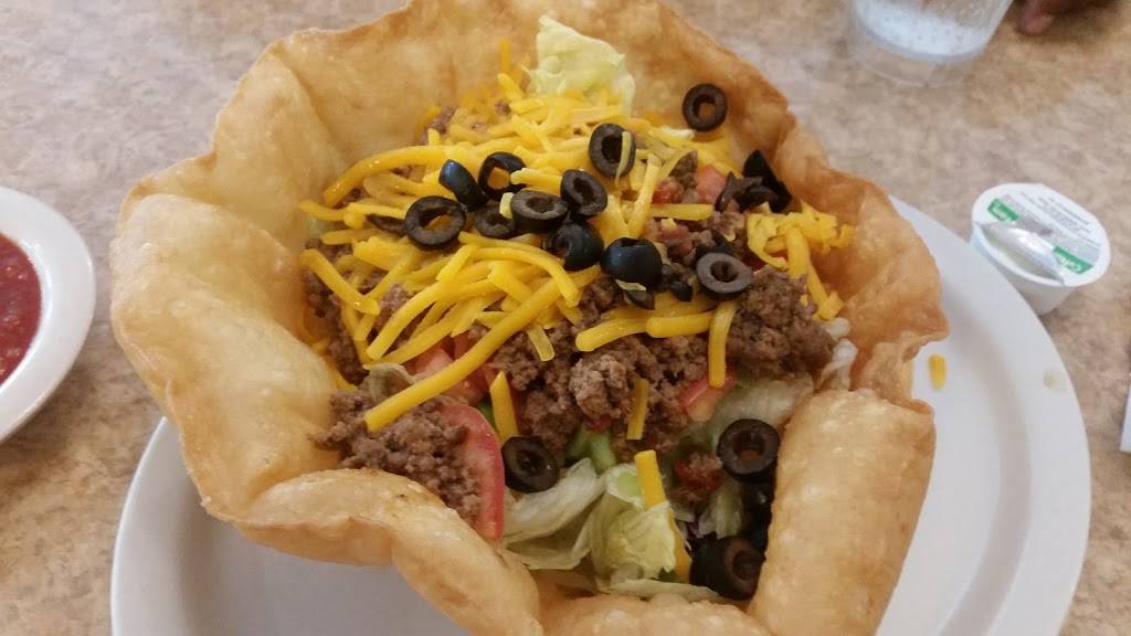 DeForest Family Restaurant | restaurant | 505 W North St, DeForest, WI 53532, USA | 6088466910 OR +1 608-846-6910