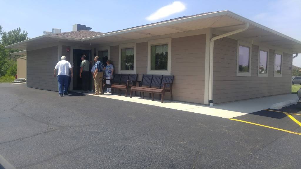 Dearborn Cafe | restaurant | 220 Indian Springs Dr, Sandwich, IL 60548, USA | 8157866185 OR +1 815-786-6185