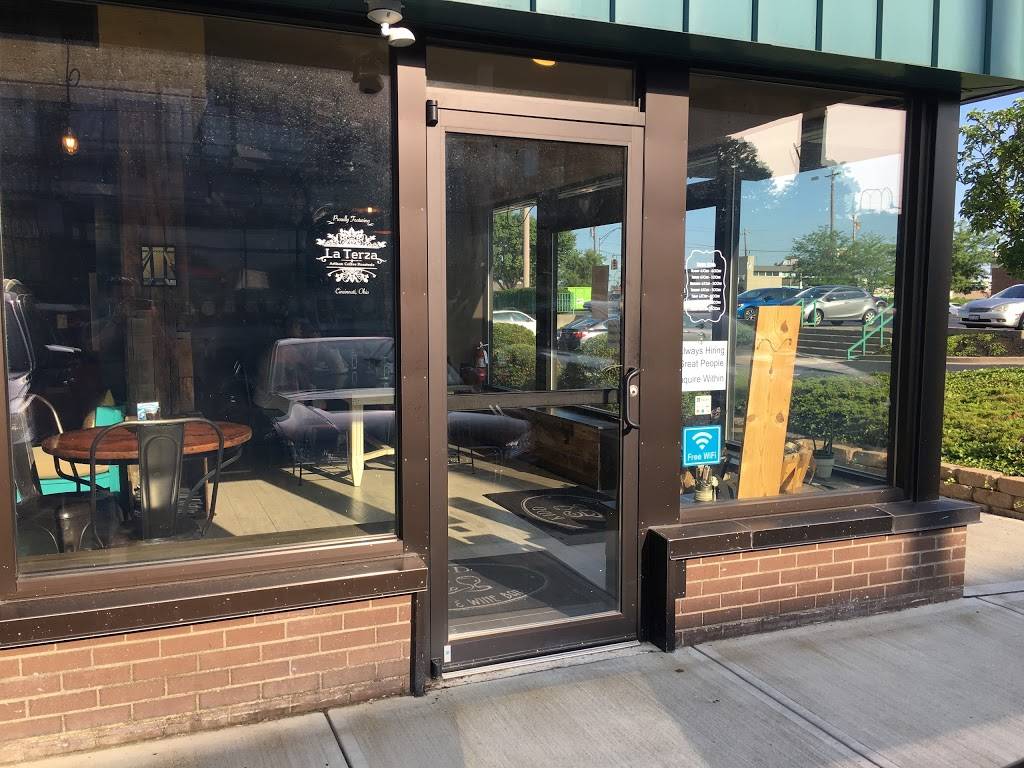 Hyde Perk | cafe | 3664-B Edwards Rd, Cincinnati, OH 45208, USA | 5138715111 OR +1 513-871-5111