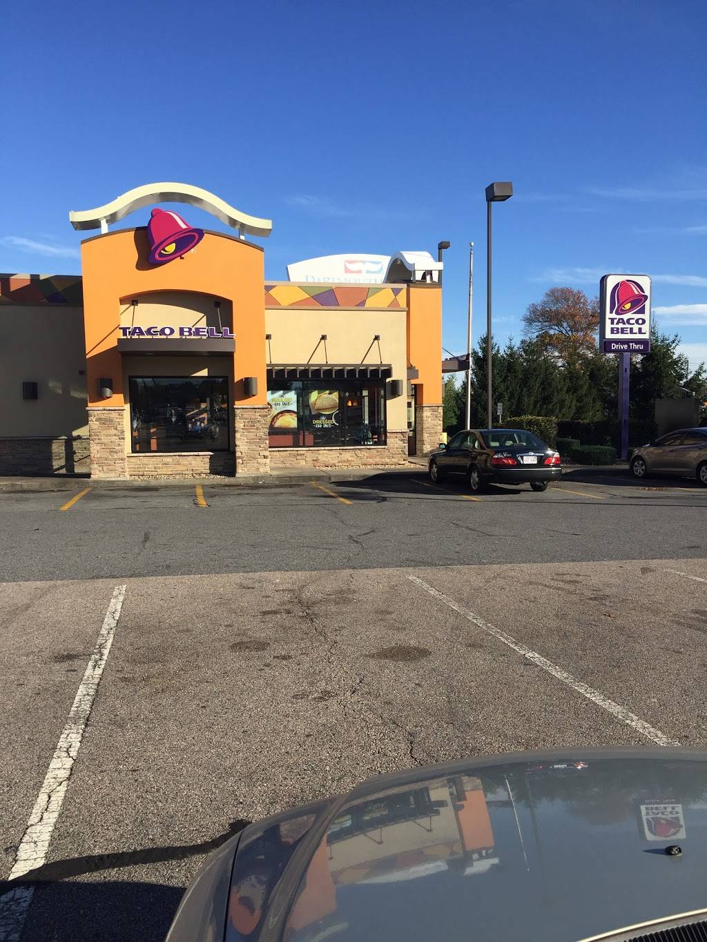 Taco Bell | meal takeaway | 78 N Dartmouth Mall, North Dartmouth, MA 02747, USA | 5089923600 OR +1 508-992-3600