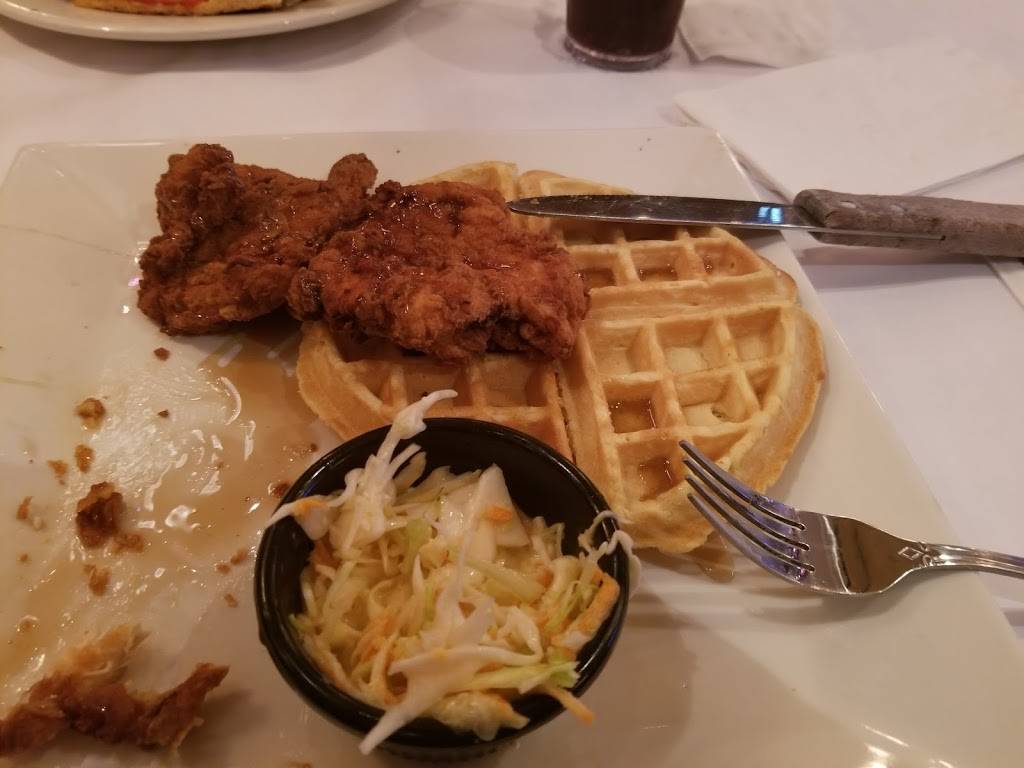 BK Sweeneys Uptown Grille | restaurant | 636 Franklin Ave, Garden City, NY 11530, USA | 5167463075 OR +1 516-746-3075