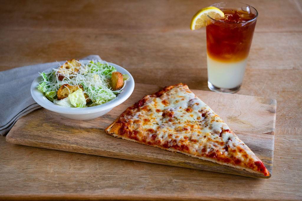 Zacharys Chicago Pizza | restaurant | 3917 Grand Ave, Oakland, CA 94610, USA | 5106583226 OR +1 510-658-3226