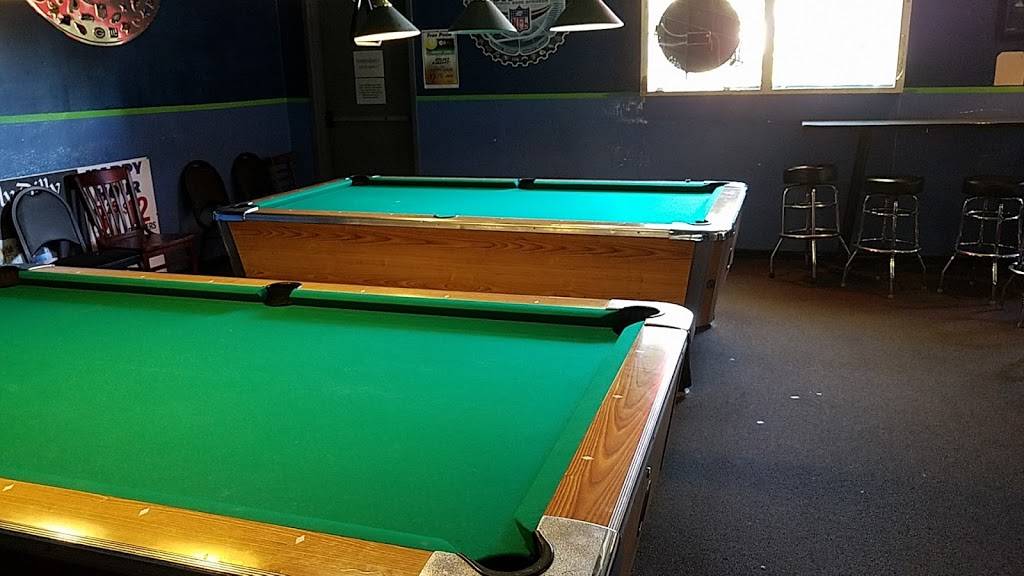 R Bar and Grill | restaurant | 17178 116th Ave SE, Renton, WA 98058, USA | 4252287811 OR +1 425-228-7811