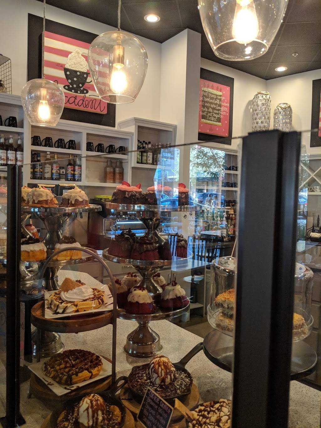 Prairiefire | shopping mall | 5661 W 135th St, Overland Park, KS 66223, USA | 9136475160 OR +1 913-647-5160