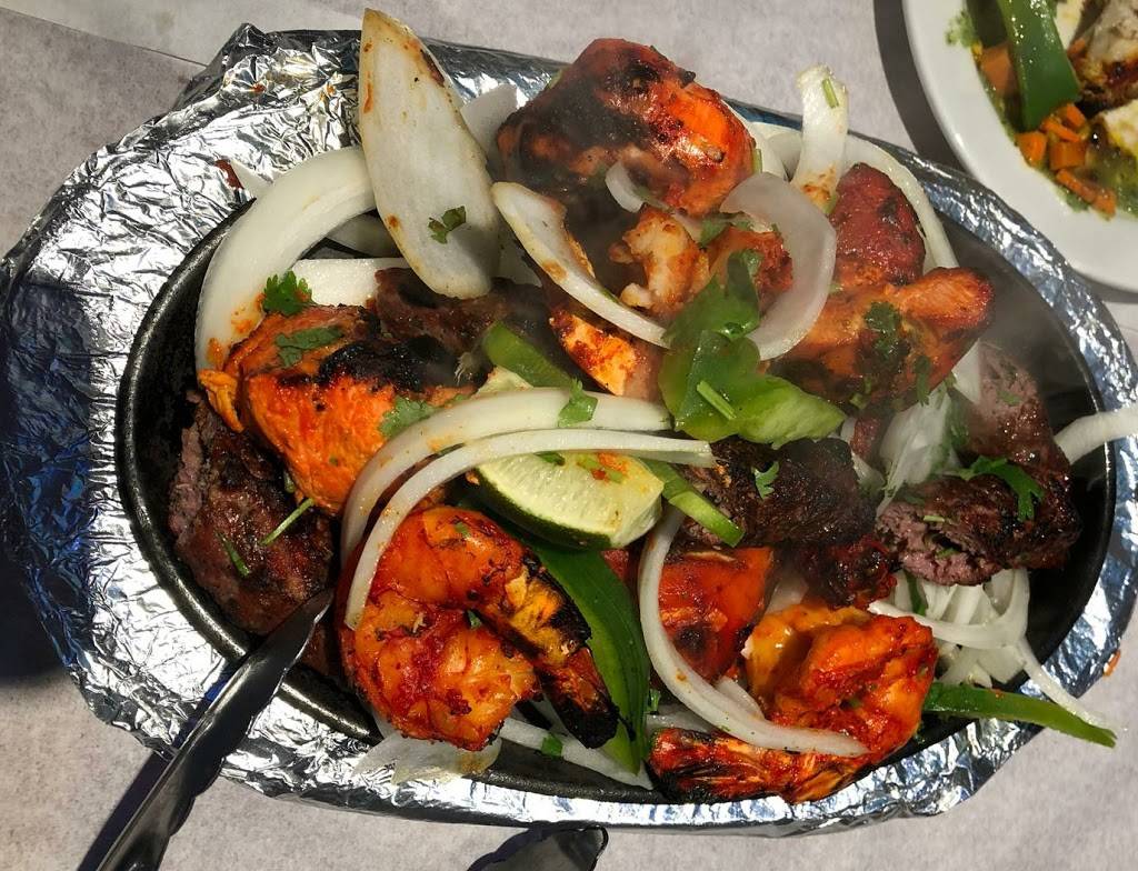 Bombay Tandoori & Banquet | restaurant | 4111 Pacific Coast Hwy, Torrance, CA 90505, USA | 3103033185 OR +1 310-303-3185