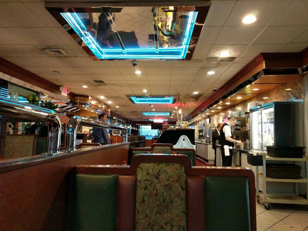 Double T Diner | restaurant | 3999, 6300 Baltimore National Pike, Catonsville, MD 21228, USA | 4107444151 OR +1 410-744-4151