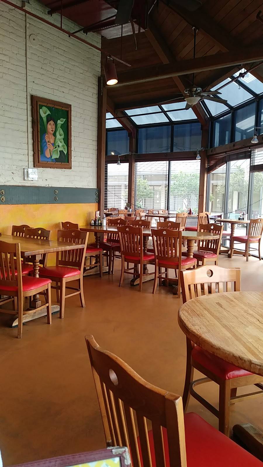 Nenas Mexican Restaurant | restaurant | 445 W Weber Ave #120, Stockton, CA 95203, USA | 2095470217 OR +1 209-547-0217