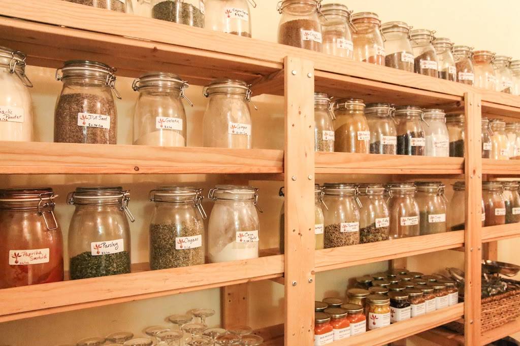 The Farm Table Restaurant | restaurant | 311 Main St, Placerville, CA 95667, USA | 5302958140 OR +1 530-295-8140