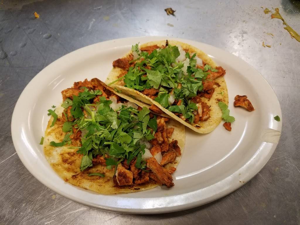 El Molcajete | restaurant | 45 Babcock Blvd, Delano, MN 55328, USA | 7637779277 OR +1 763-777-9277