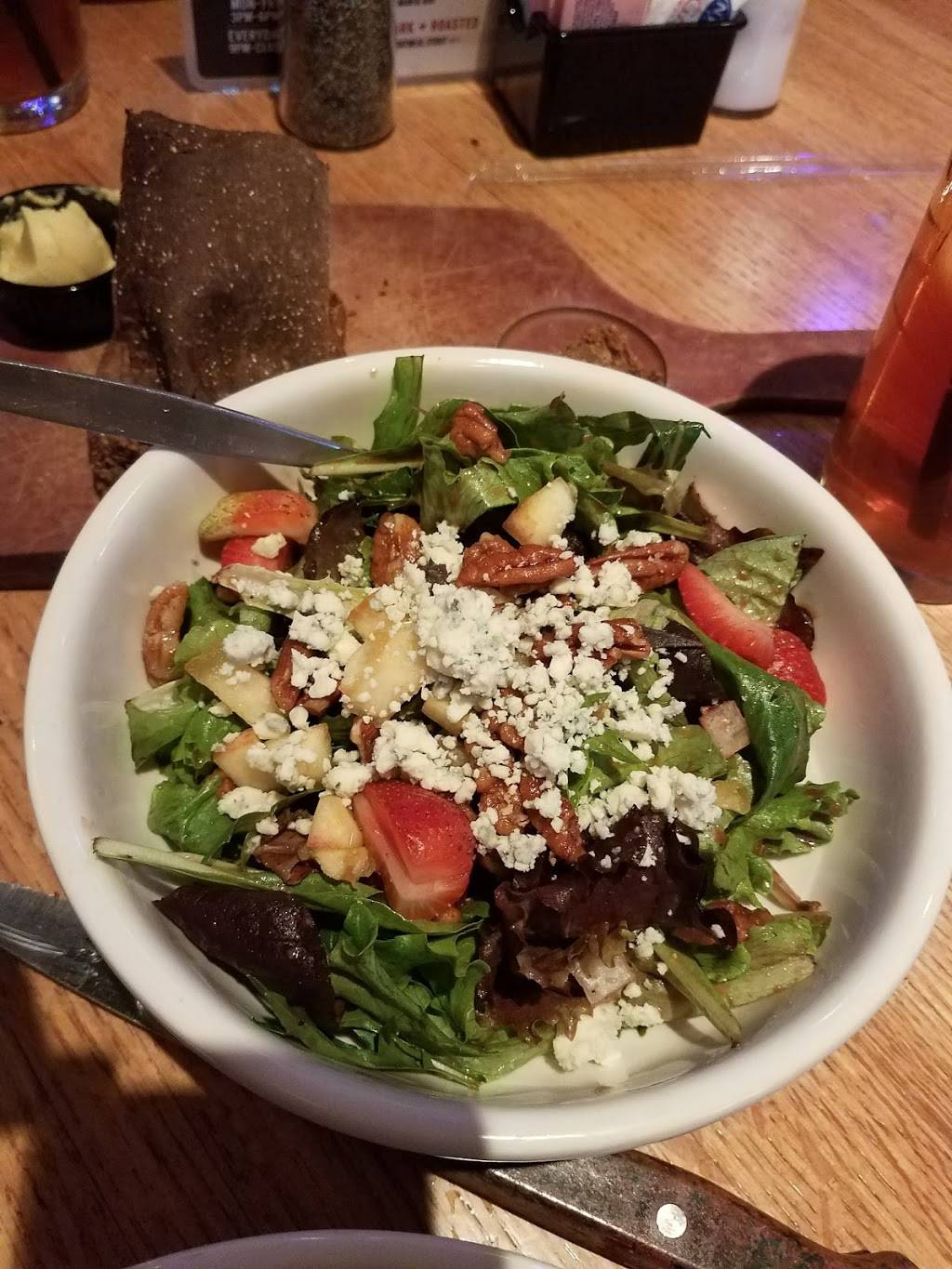 54th Street Grill & Bar | restaurant | 18700 E 38th Terrace S, Independence, MO 64057, USA | 8167957077 OR +1 816-795-7077