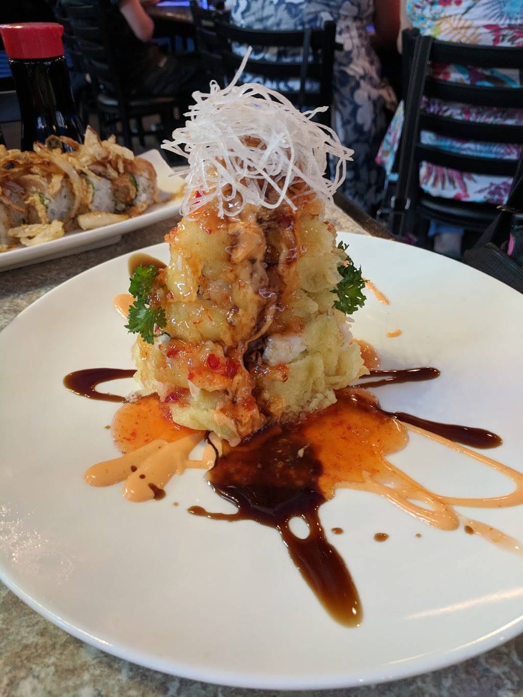 Go Fish Sushi | restaurant | 1555 Simi Town Center Way suite 400, Simi Valley, CA 93065, USA | 8055810101 OR +1 805-581-0101