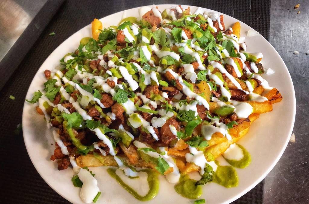 Ricos Tacos | restaurant | 250 St Augustine Rd, Valdosta, GA 31601, USA | 2295613401 OR +1 229-561-3401