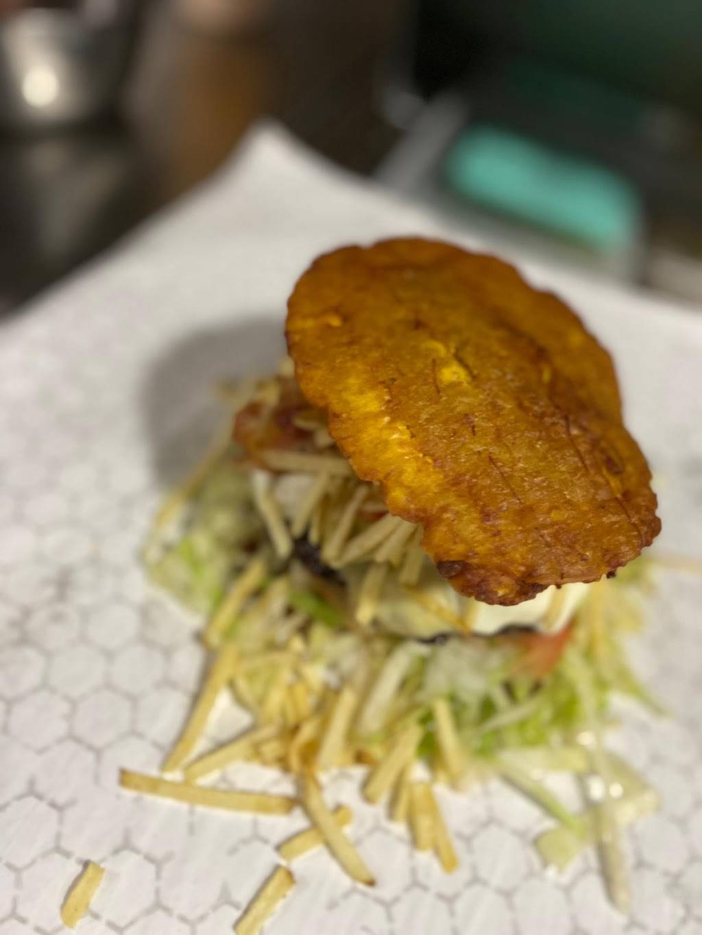 Burger Champs | restaurant | 13759 Beach Blvd, Jacksonville, FL 32224, USA | 9543050206 OR +1 954-305-0206