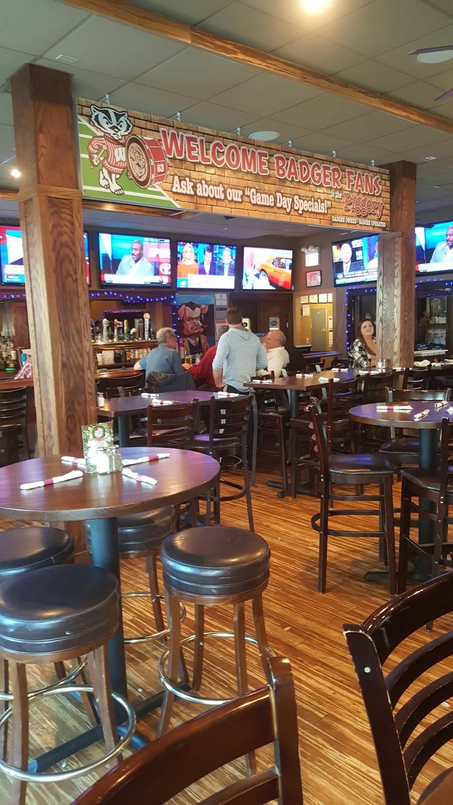 The Piggery | restaurant | 1625 W Irving Park Rd, Chicago, IL 60613, USA | 7732817447 OR +1 773-281-7447